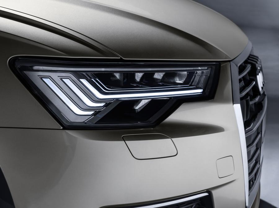 Детали экстерьера Audi A6L 55 TFSI Quattro (C8) 2019 года  (CN) (фото 3 из 41)